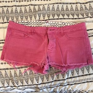 O’Neill jean shorts. Only worn once. No rips or flaws. Size 9